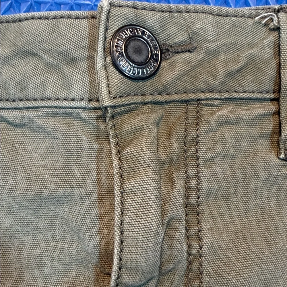 American Eagle Outfitters Olive Jean Shorts - Picture 5 of 7